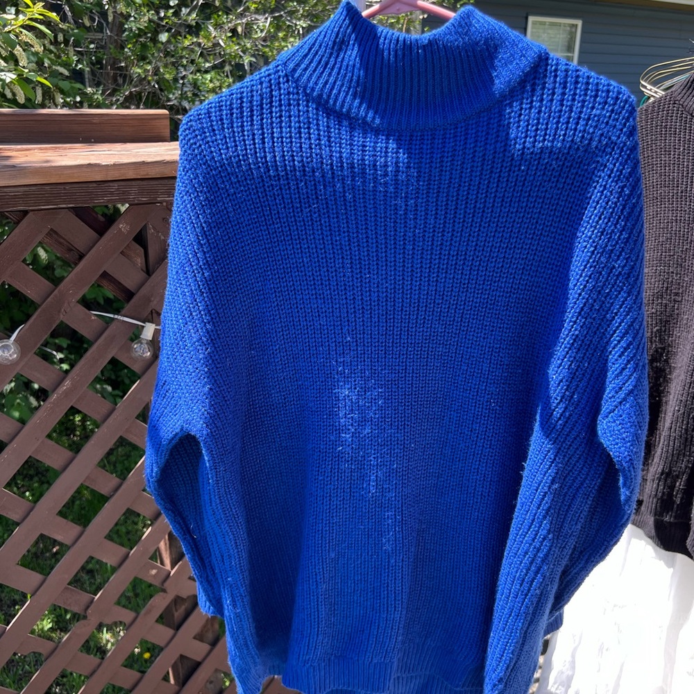 H&M Royal Blue Knit Sweater